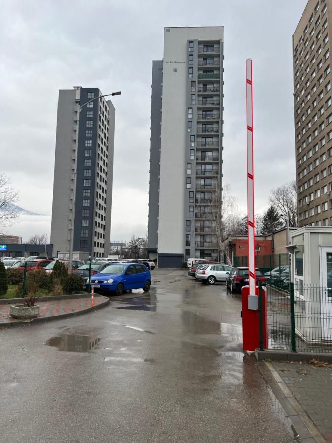 City View Apartment + Parking Sofia Exteriör bild